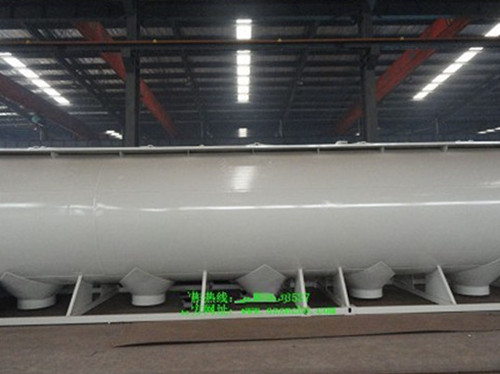 散裝<a href=http://m.wangbaomu.cn/siliaoche/ target=_blank class=infotextkey>飼料車</a>廠家-獨立作業(yè)式散裝飼料罐